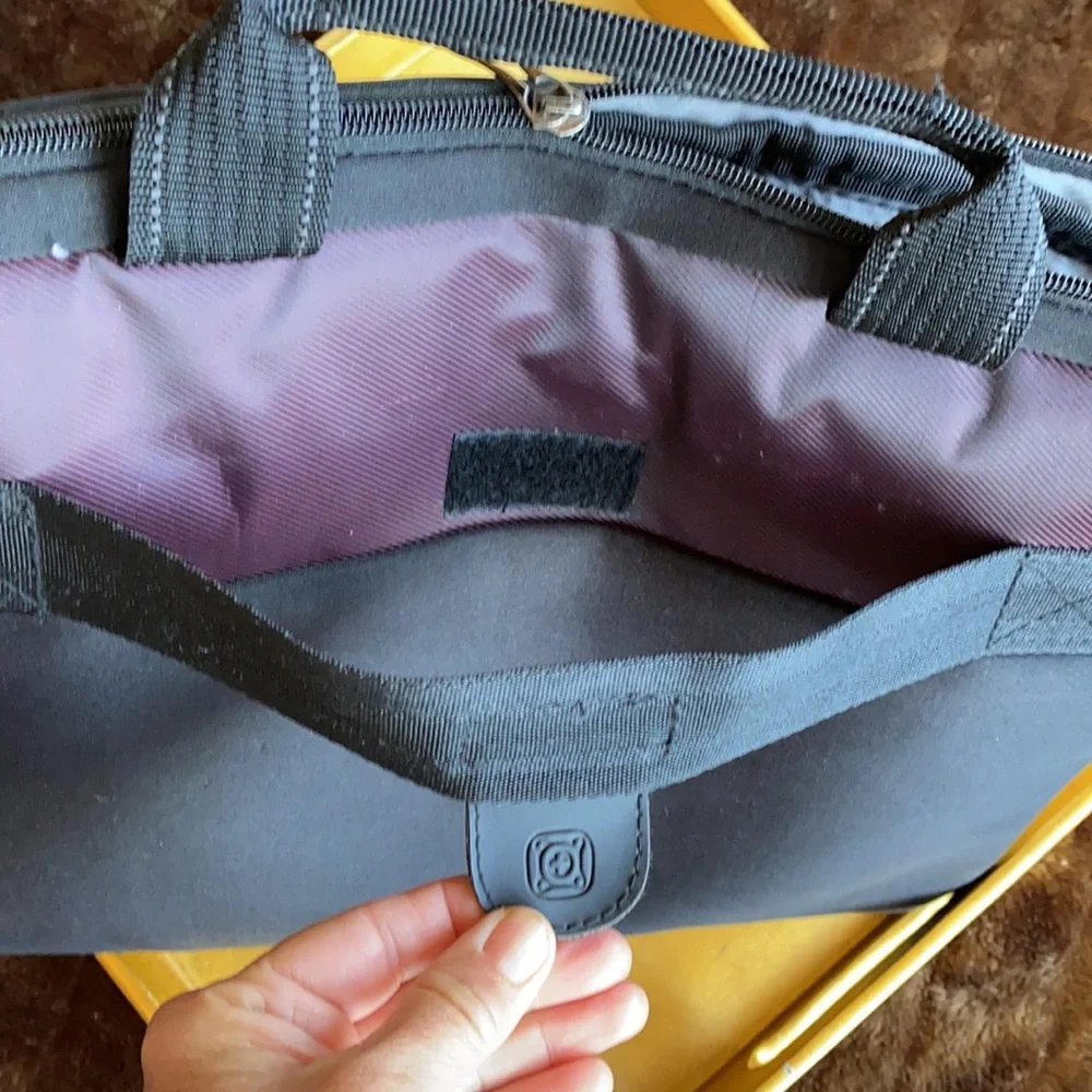 Swiss Gear Black Neoprene Padded‎ Computer Tote